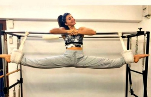 Jacqueline Fernandez trained in Martial arts