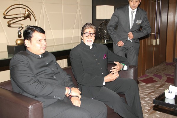 Devendra Fadnavis - Amitabh Bachchan