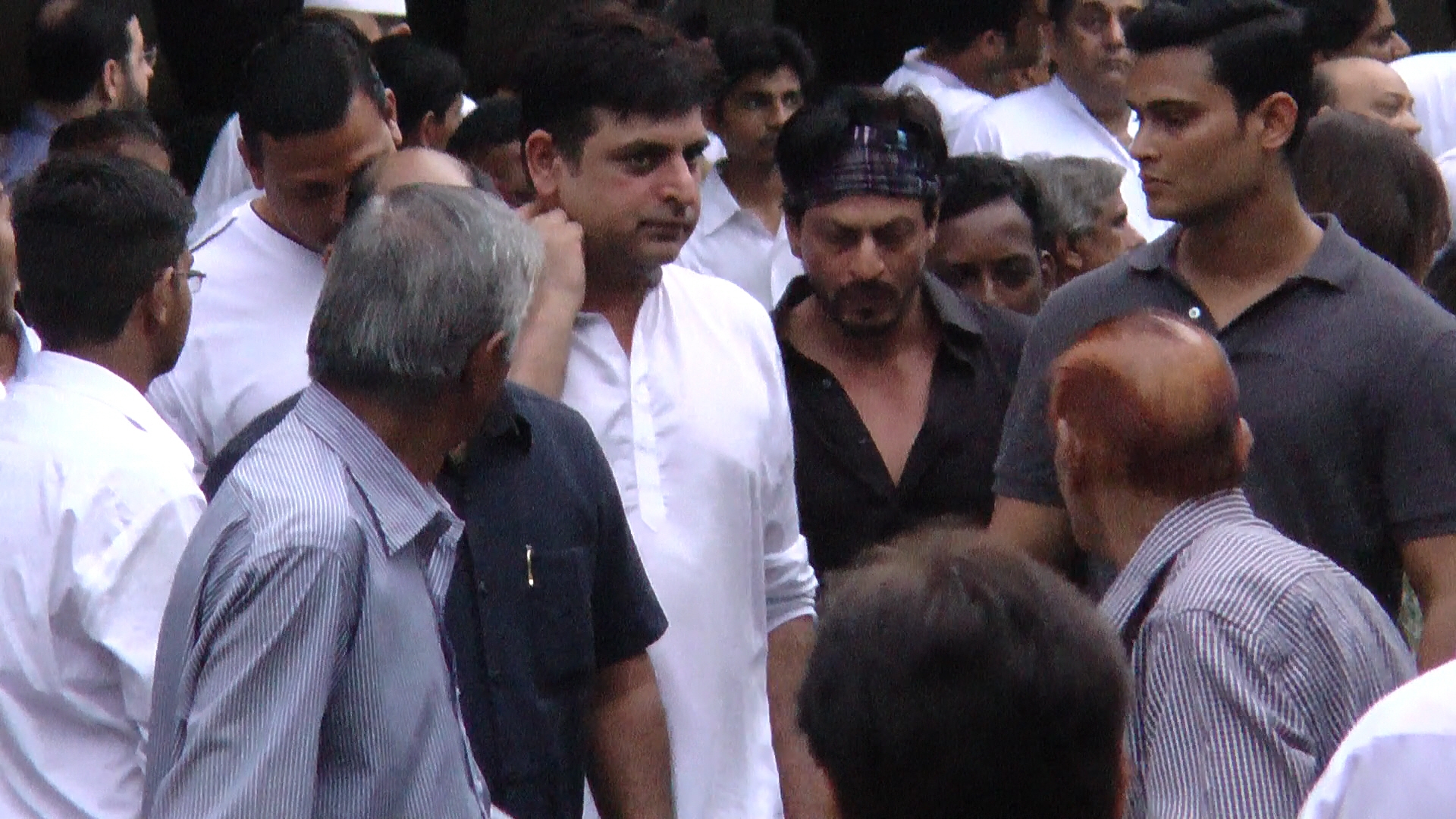 Shah Rukh Khan in black