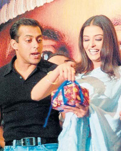 Adorable picture of the ‘Most Loved’ on-screen couple Salman Khan and Aishwarya Rai.