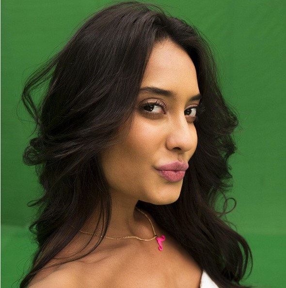 Lisa Haydon pout