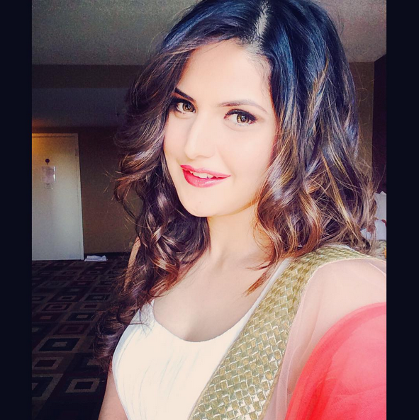 Zarine Khan Instagram pictures