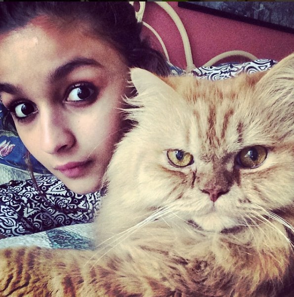 Alia Bhatt's adorable selfie with her pet pal.