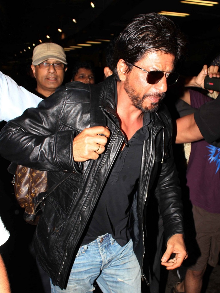 Shah Rukh Khan detained at airport