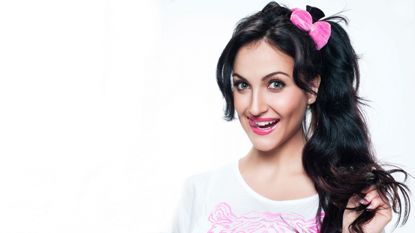 Elli Avram wants to be known as modern day 'Dream Girl'