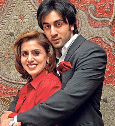 Adorable picture of Ranbir Kapoor with his mom