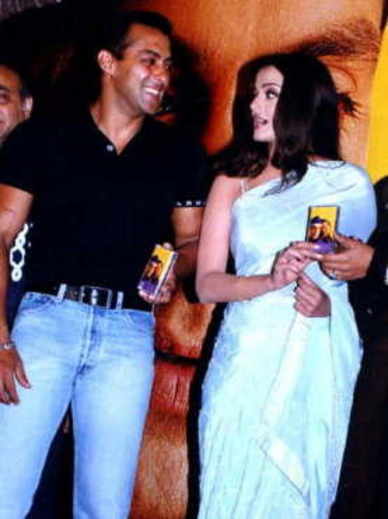 Adorable picture of the ‘Most Loved’ on-screen couple Salman Khan and Aishwarya Rai.