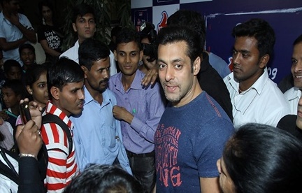 Salman Khan with fans