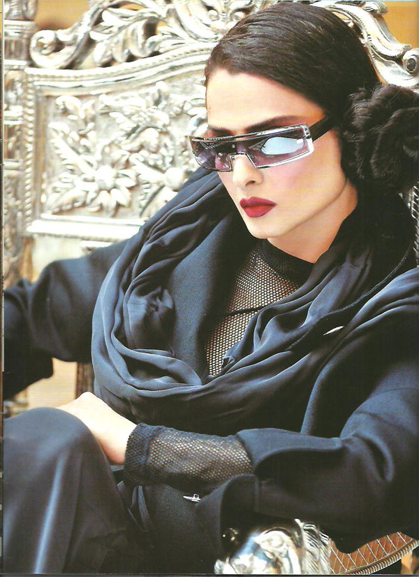 Stunning picture of Rekha that is too hard to miss!