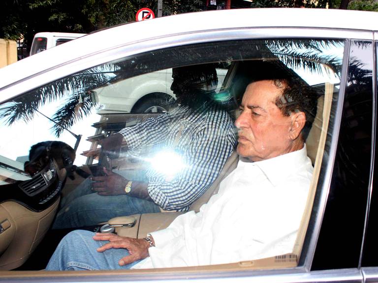 Salim Khan discharged from Lilavati