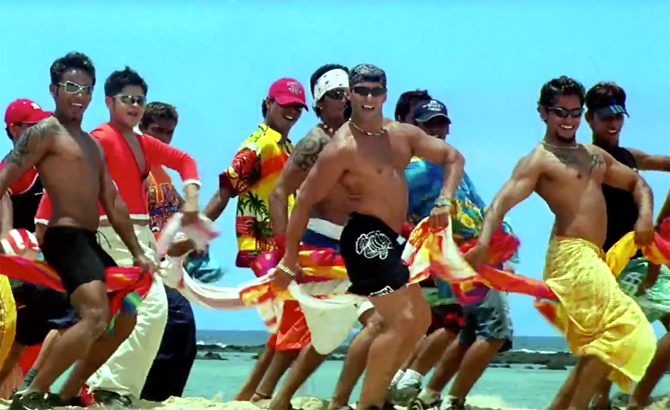 Salman Khan towel dance