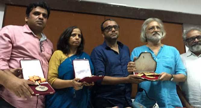 filmmakers returning national award