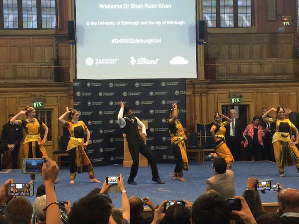 Shah Rukh Khan lungi dance Edinburgh University