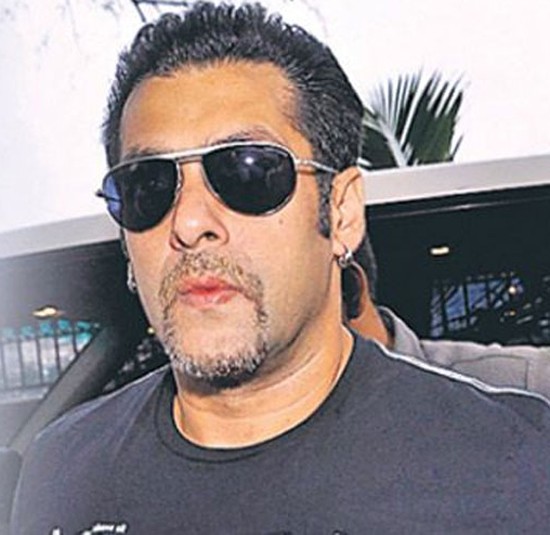 Salman Khan rocking the 'Salt & Pepper' look