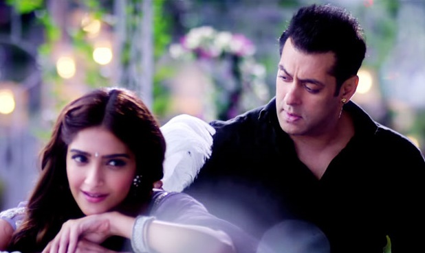 7,000 earthen lamps used for 'Prem Ratan Dhan Payo' song