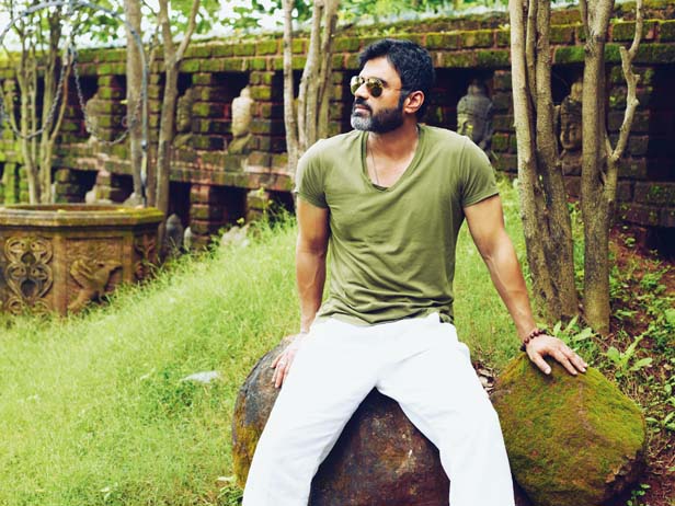 Suniel Shetty’s alluring bungalow in Khandala.