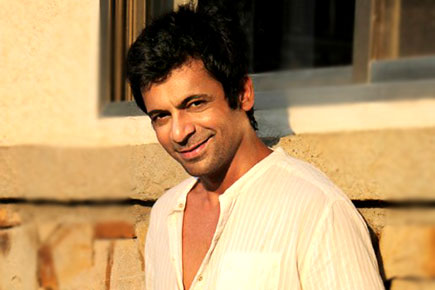 Sunil Grover gets injured during shoot