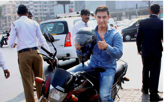 OMG! Aamir Khan meets with an accident