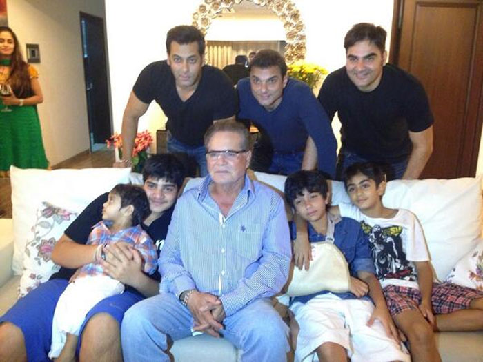 Salman Khan's rare picture with family