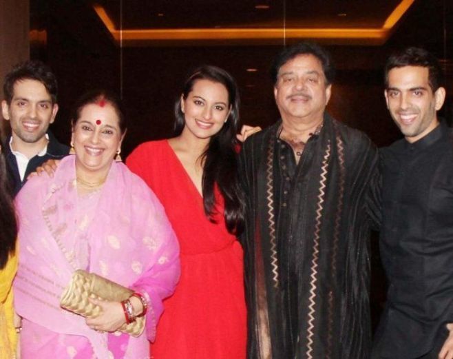 Sonakshi Sinha Family Picture