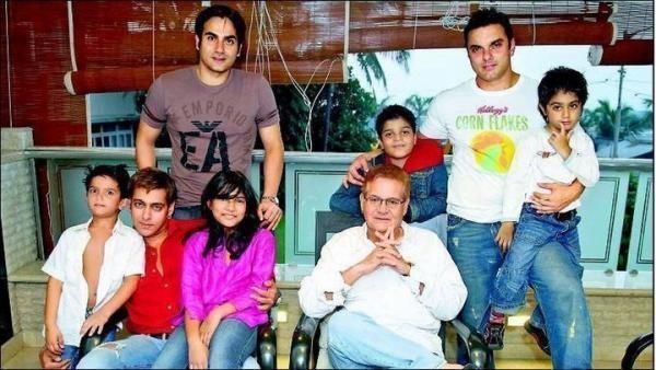 Salman Khan's family picture