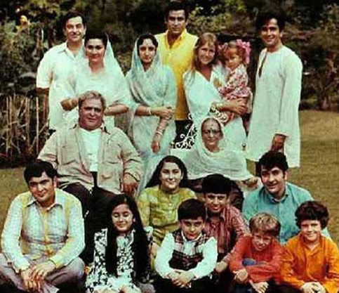 Kapoor Family Picture