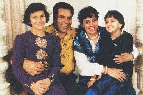 Dharmendra Family Picture