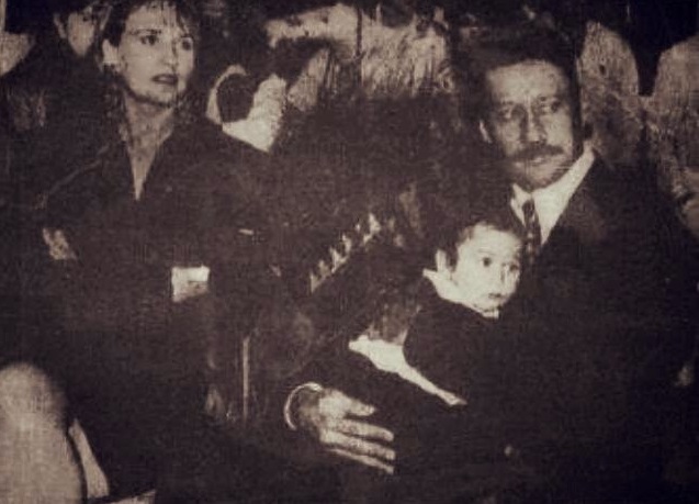Tiger Shroff with his parents