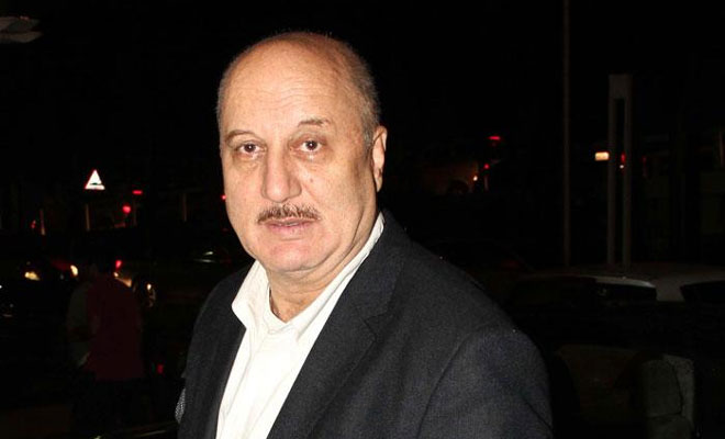 Anupam Kher meets president, likely to meet PM over 'intolerance'