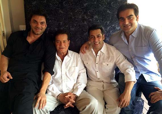 Salman Khan with his brothers and father