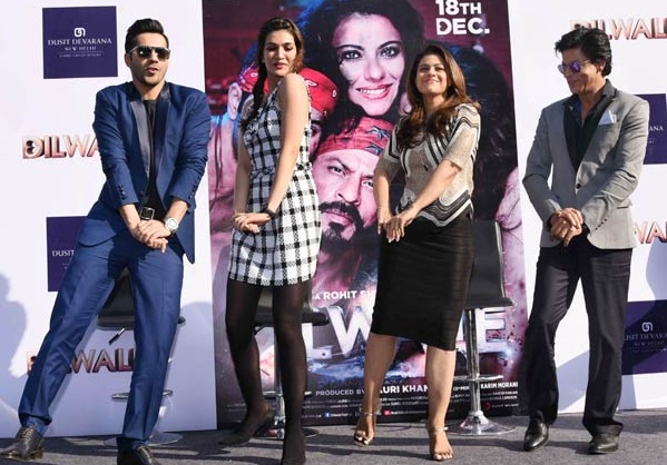 Shah Rukh Khan,Kajol, Varun Dhawan, Kriti Sanon in formals promoting Dilwale in Delhi