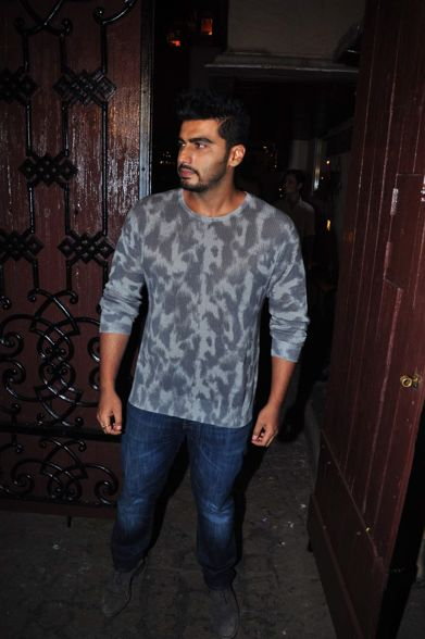 Arjun Kapoor in grey tee with casual jeans