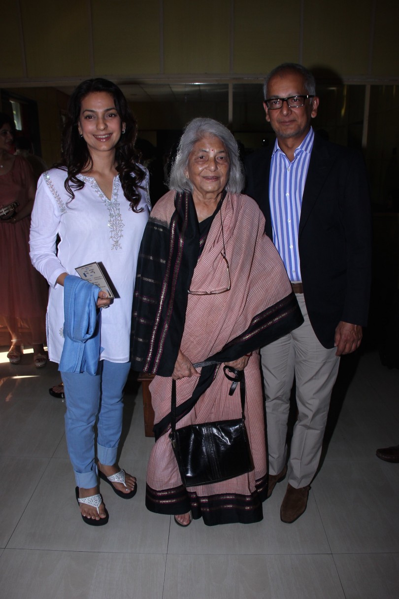 Actor Juhi Chawla with her husband Jay and mom in law at Chalk n duster screening