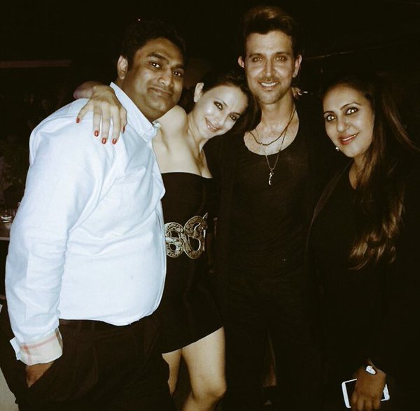 Ameesha Patel, Hrithik Roshan and friends