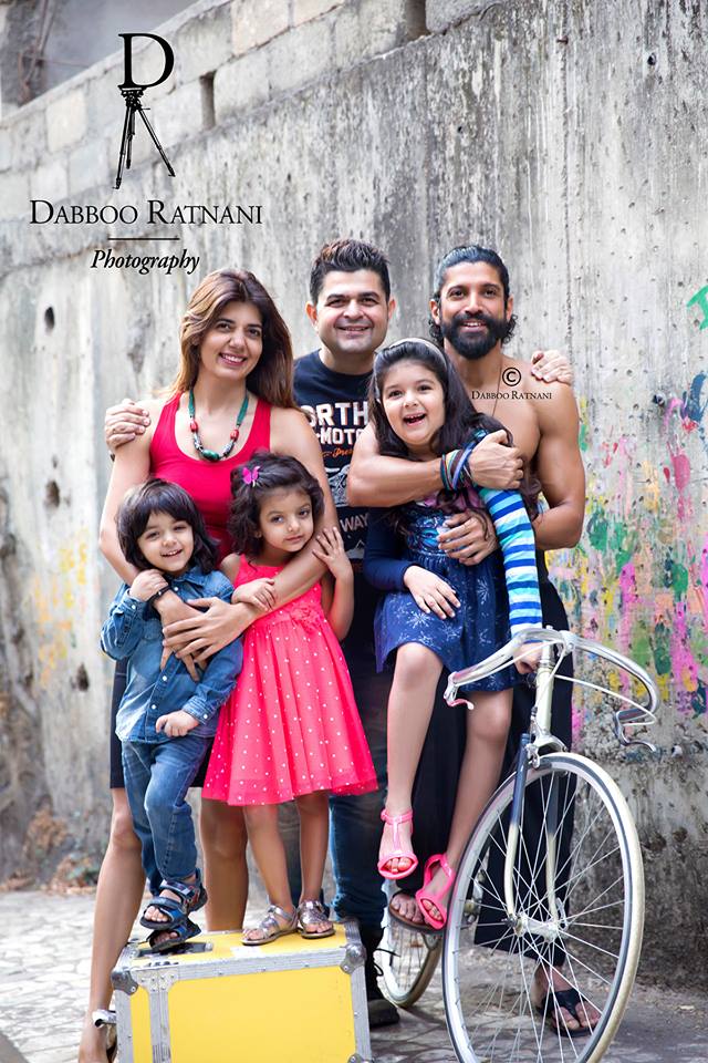 Farhan Akhtar macho look with Ratnani and family at at behind the scene of 2016 Calendar shoot