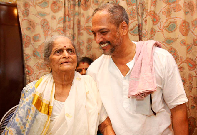 Nana Patekar with mother
