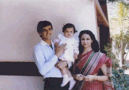 Deepika Padukone with parents