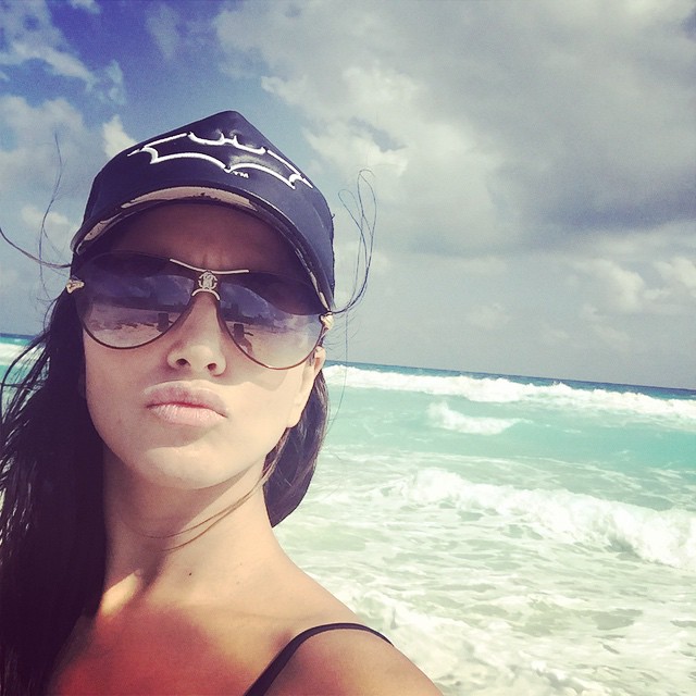 Sunny Leone selfie