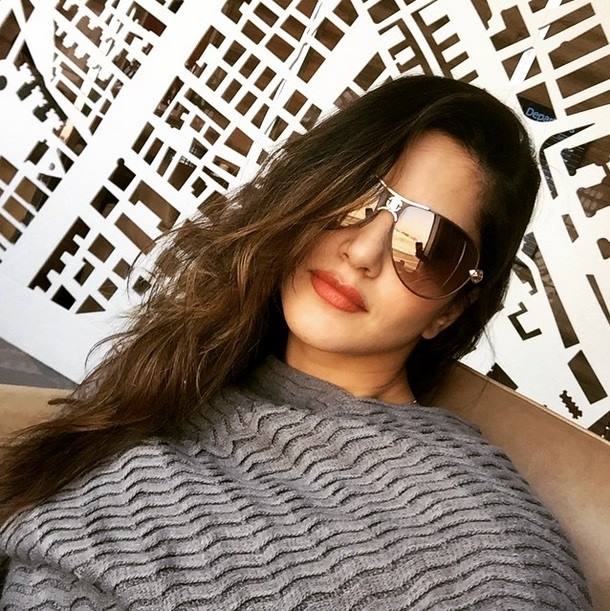 Sunny Leone selfie