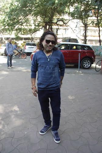 Kailash Kher leaving after recording a song at Music recording of 'Billu Ustaad'.