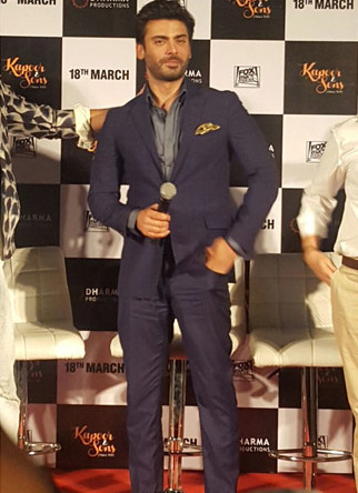 Pakistani heartthrob Fawad Khan spreading his charm at Kapoor & Sons Trailer Launch
