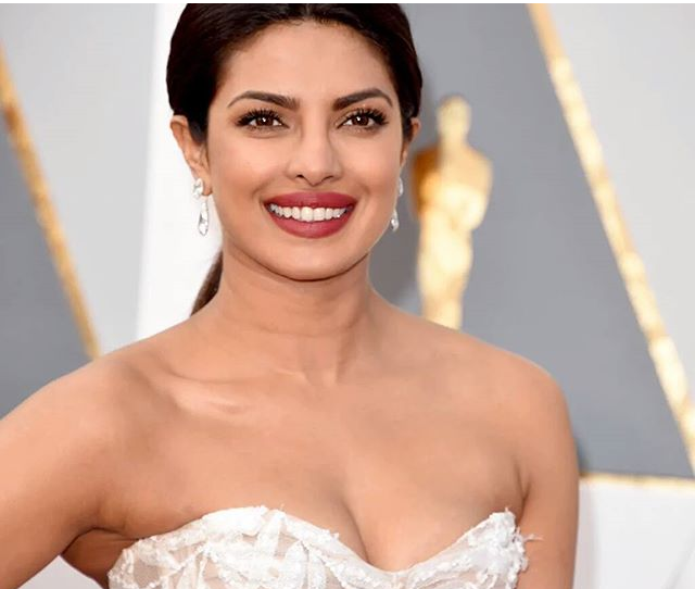 INTERVIEW! Priyanka Chopra speaks about the #OscarsSoWhite controversy