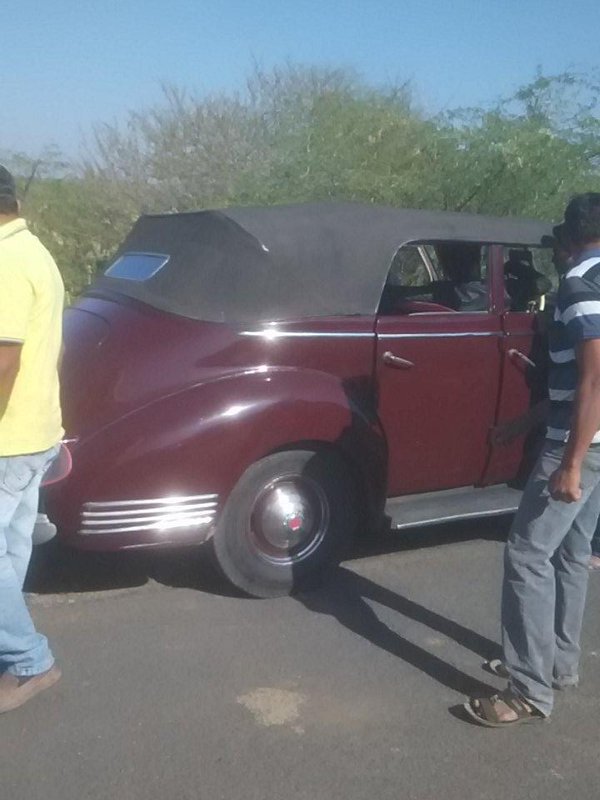 The antique car that will be used for the shoot of Raees in Bhuj