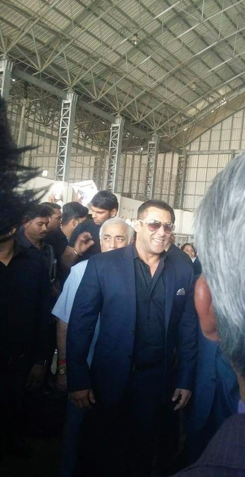 Salman Khan attends an award ceremony in College