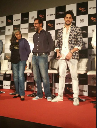 Sidharth Malhotra, Ratna Pathak Shah, Rajat Kapoor sharing stage at Kapoor & Sons Trailer Launch