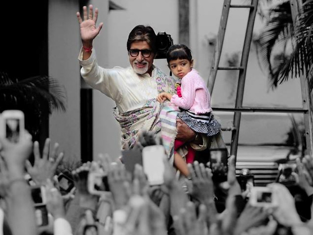 Amitabh Bachchan with Aaradhya Bachchan
