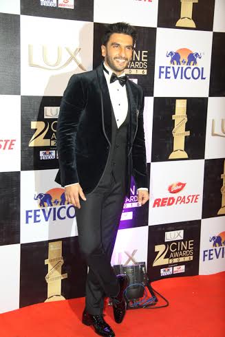 Bollywood Celebrities at Zee Cine Awards 2016