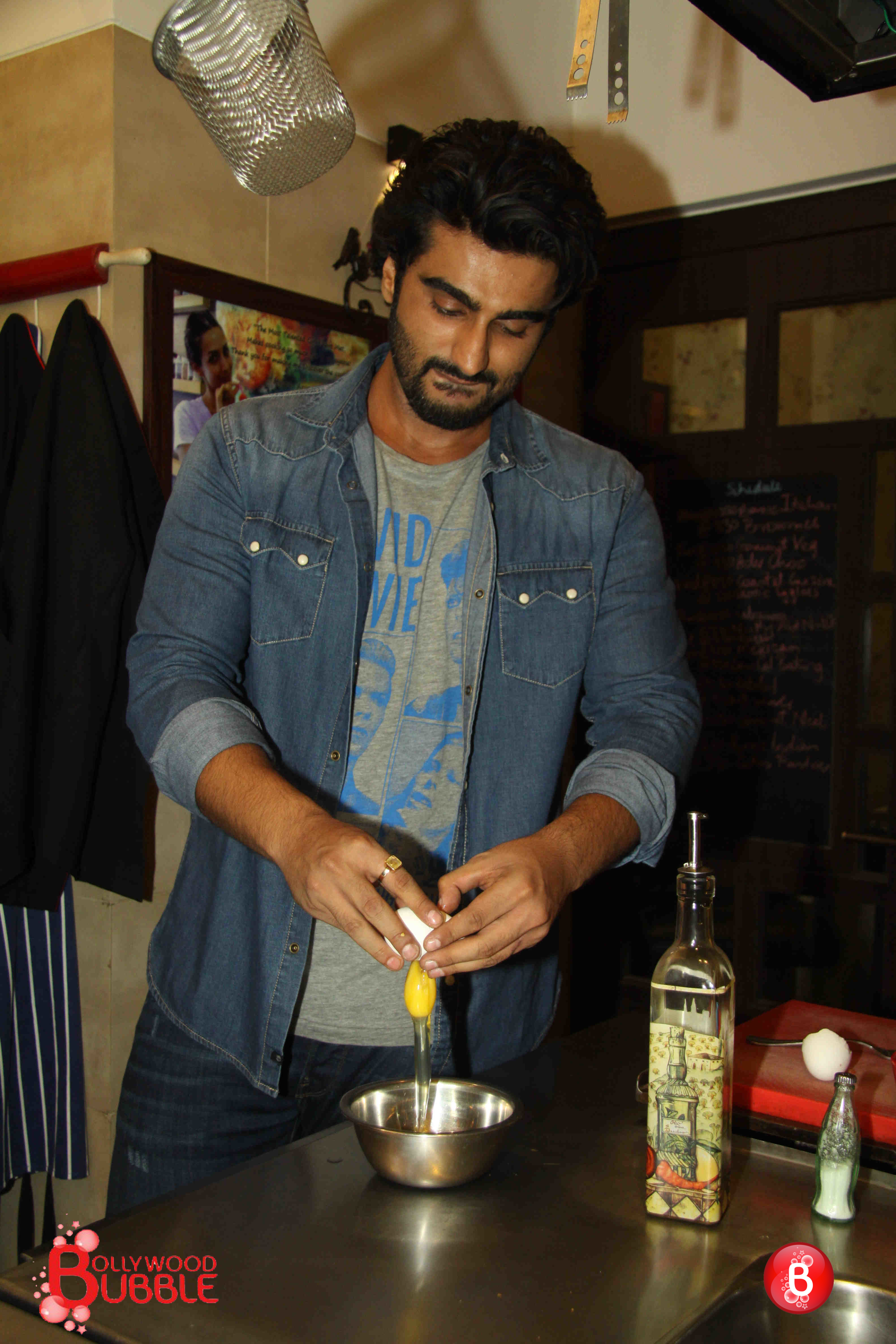 Arjun Kapoor at promotions of his upcoming movie 'Ki & Ka'