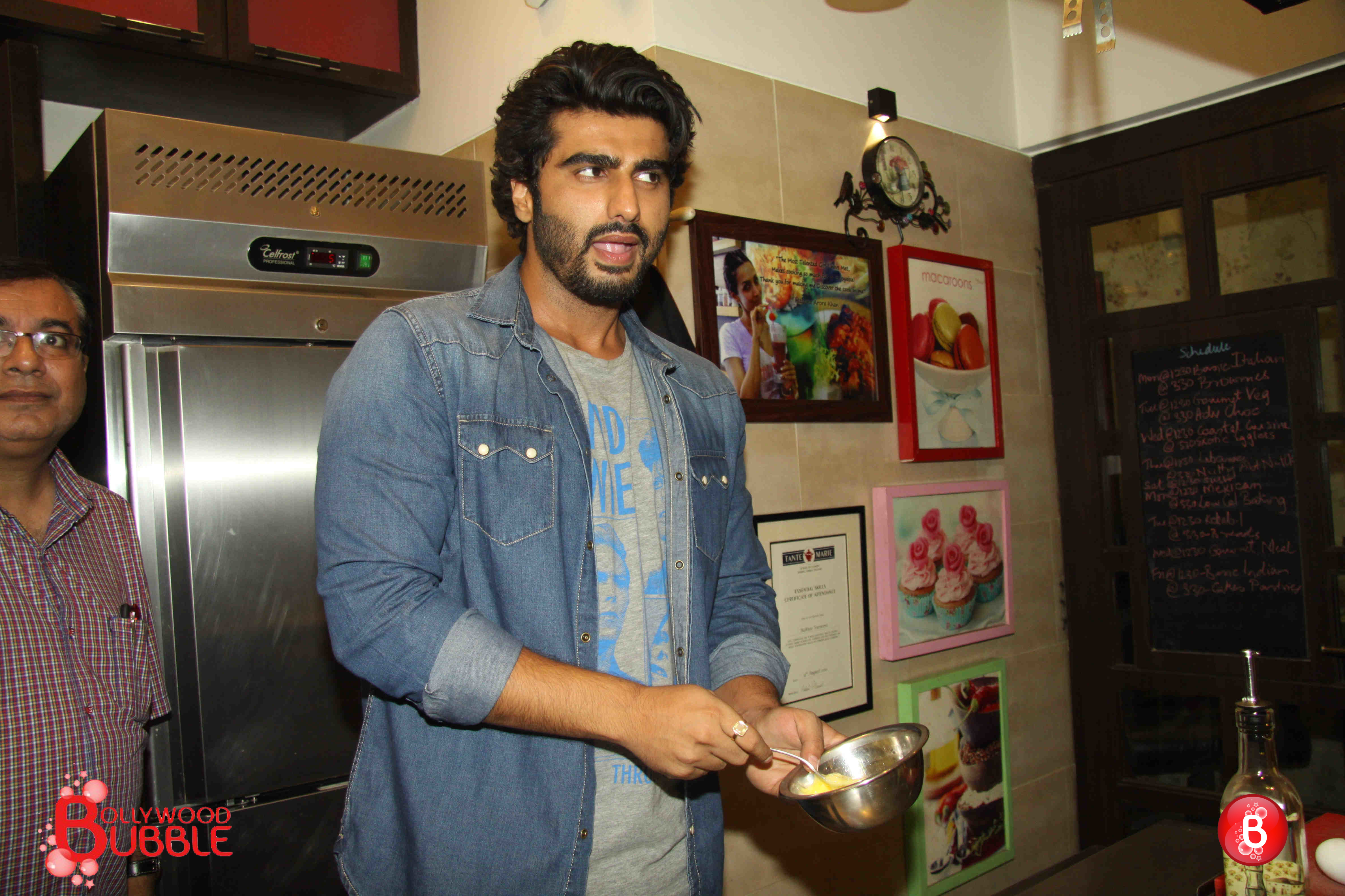 Arjun Kapoor at promotions of his upcoming movie 'Ki & Ka'