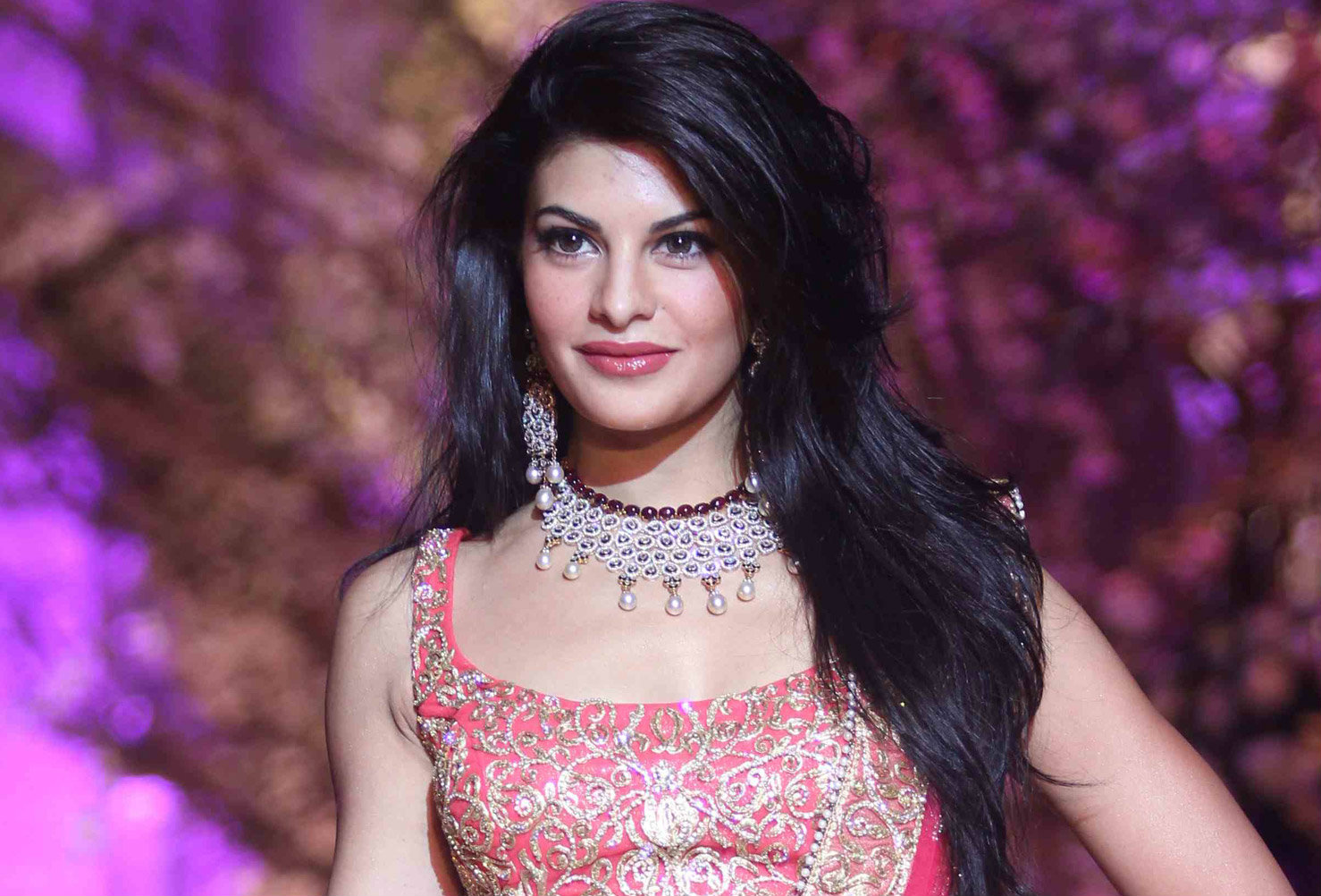 Jacqueline Fernandez on her family and team members